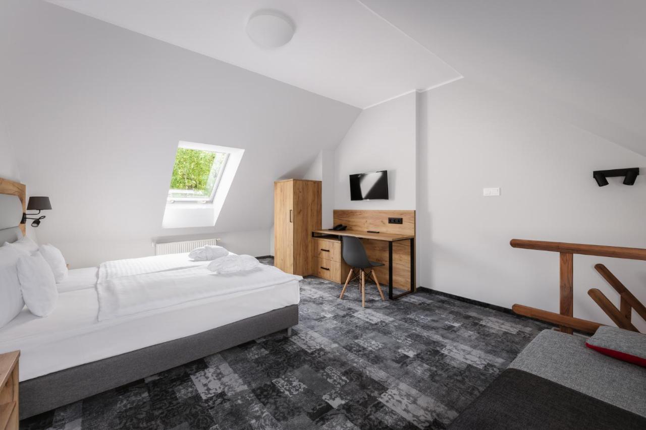 Hotel Vivaldi Карпач Экстерьер фото