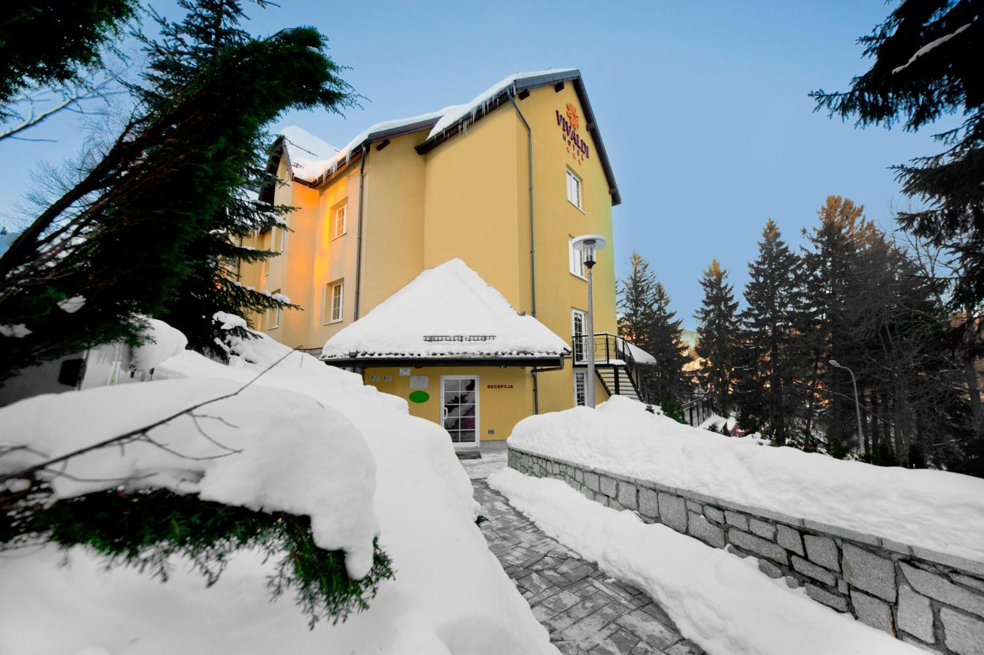 Hotel Vivaldi Карпач Экстерьер фото