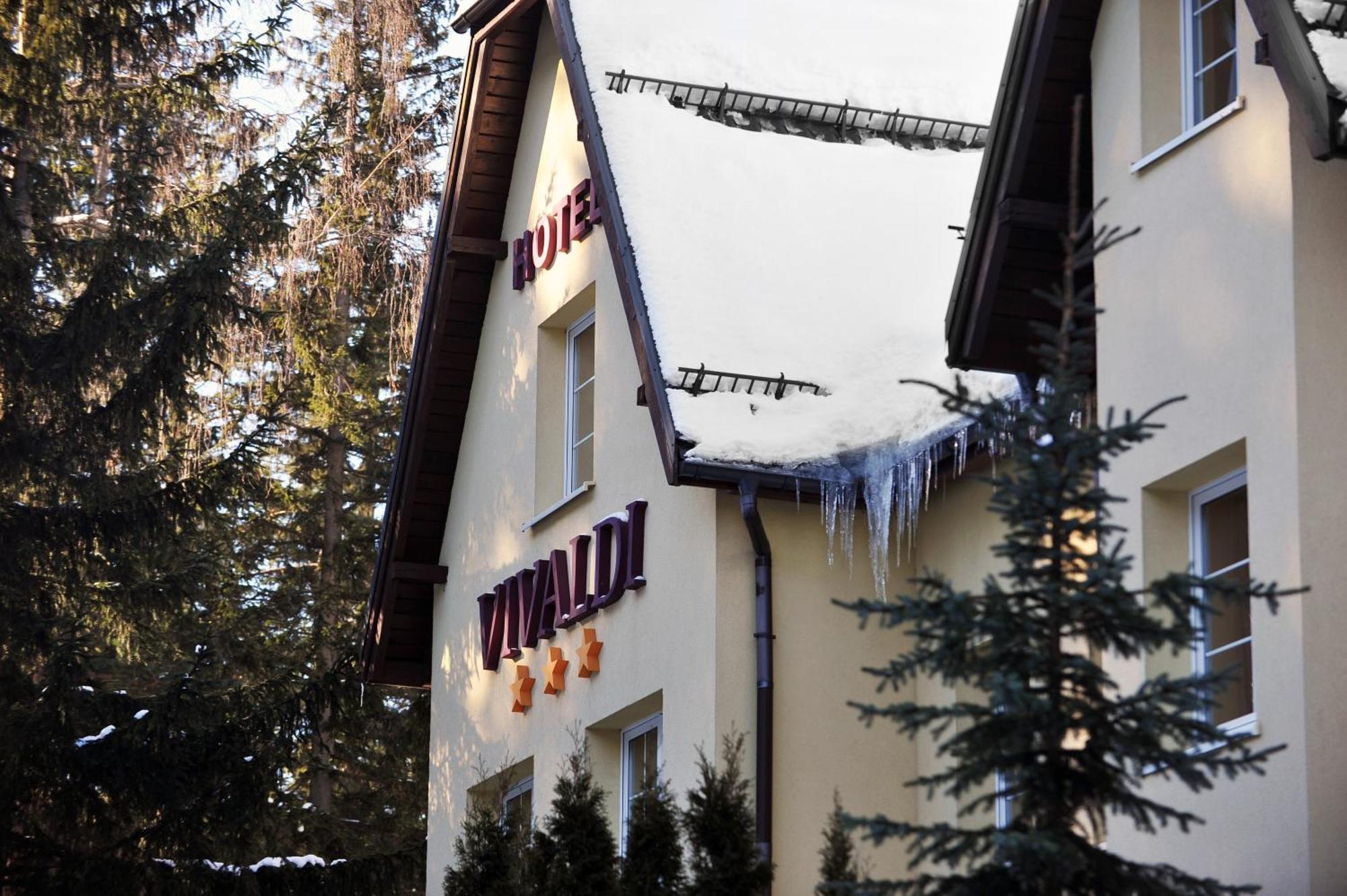 Hotel Vivaldi Карпач Экстерьер фото