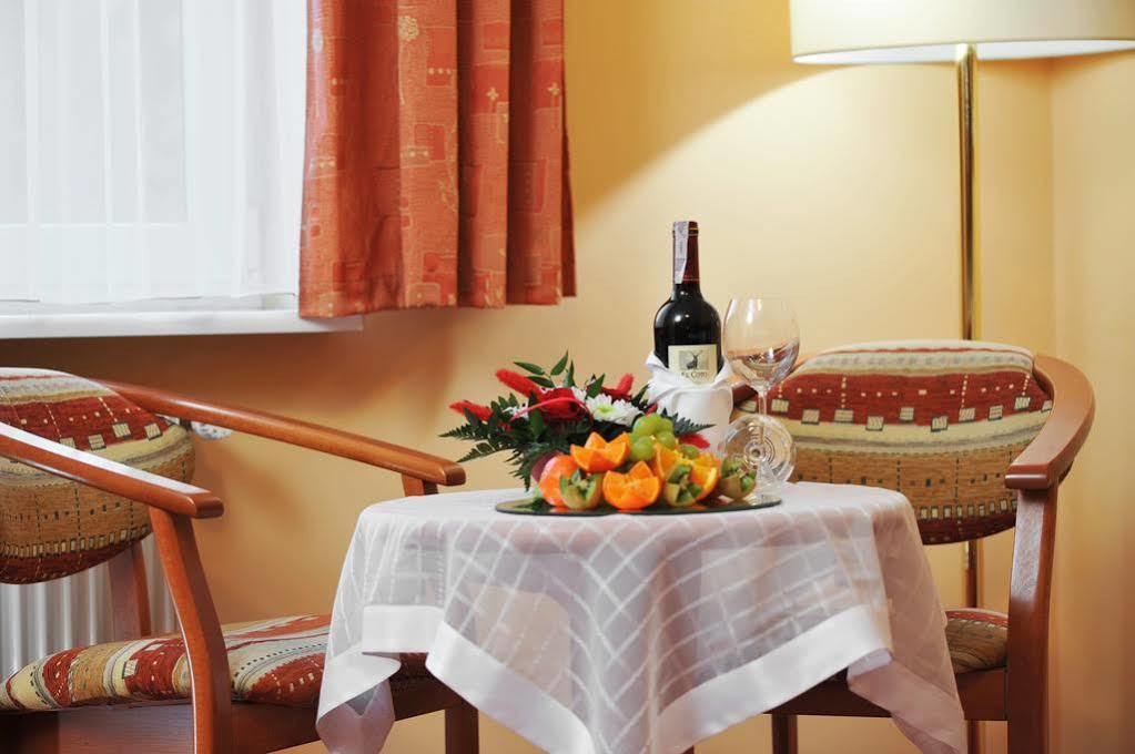 Hotel Vivaldi Карпач Экстерьер фото